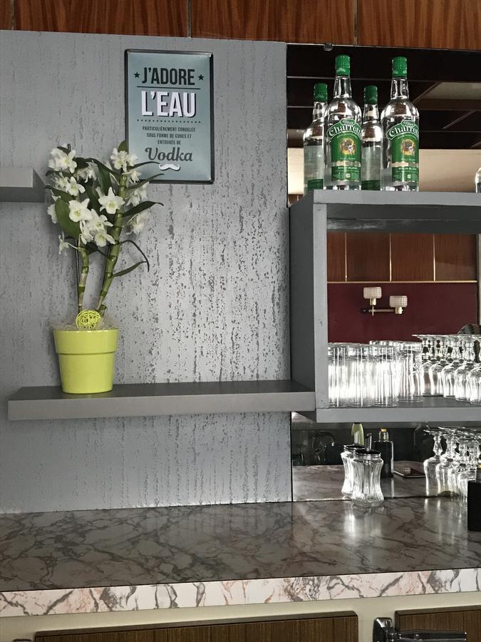 Hotel Restaurant Le Parisien Lourdes Exterior photo